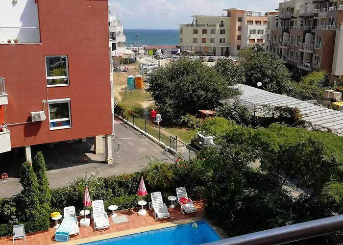 Sea'n'pool In Apartmán