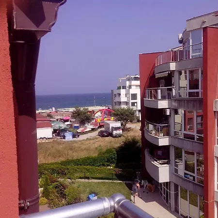 Апартаменты Sea'n'pool In Созополь