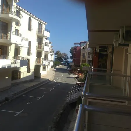 Апартаменты Sea'n'pool In *